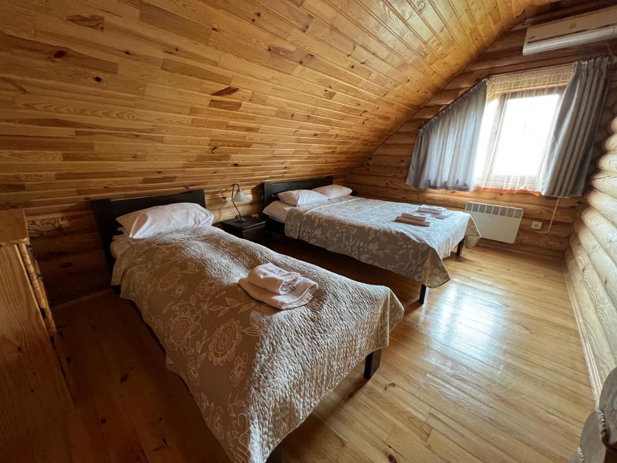 Боброва-Хата スヴィチャス エクステリア 写真